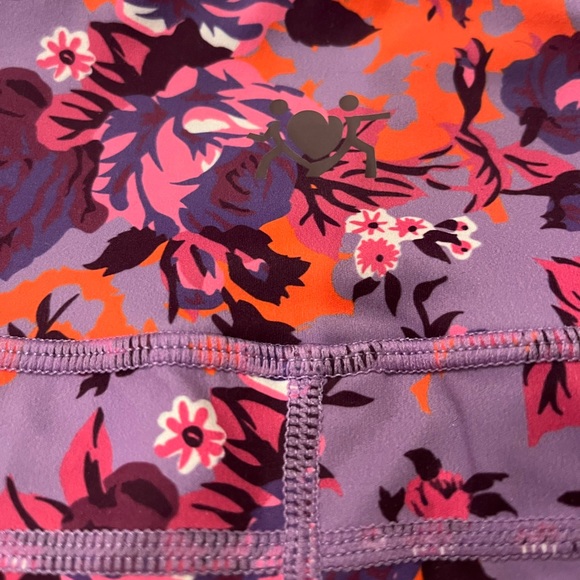 Relay Active shorts SMALL - Picture 4 of 5